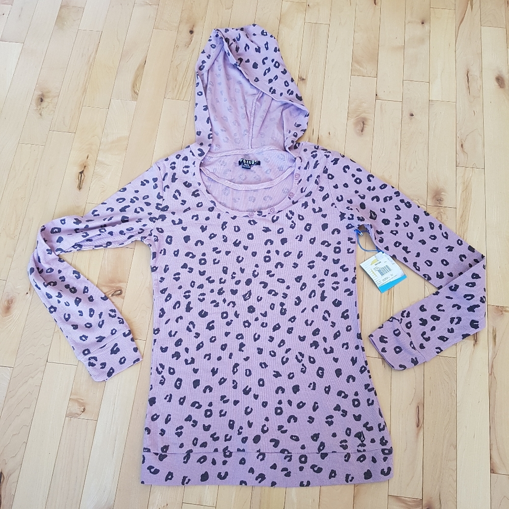 NEW Volcom hooded thermal shirt